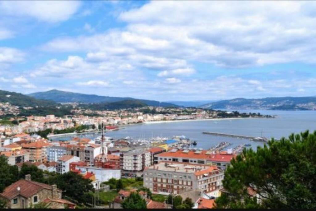 Atico En La Playa De Cangas Esterno foto